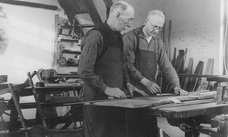 Erste und zweite Generation bei der Arbeit: 1938 übernahm Stephan Lammers den Betrieb seines Vaters Bernhard Lammers